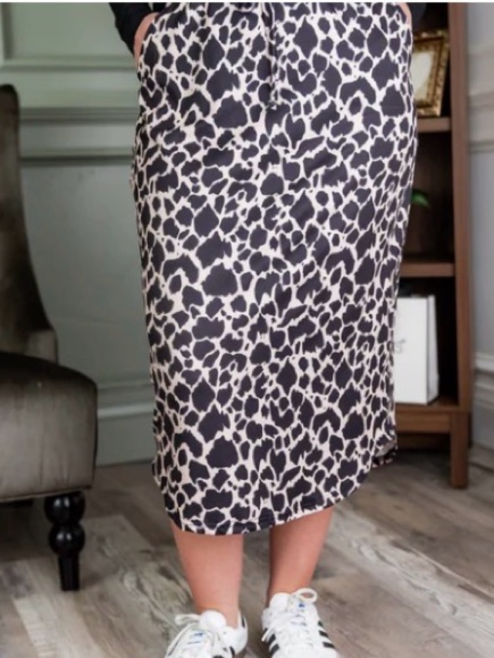 Brand New NUGGLES 31” Women’s Black and White Animal Print Midi Skirt